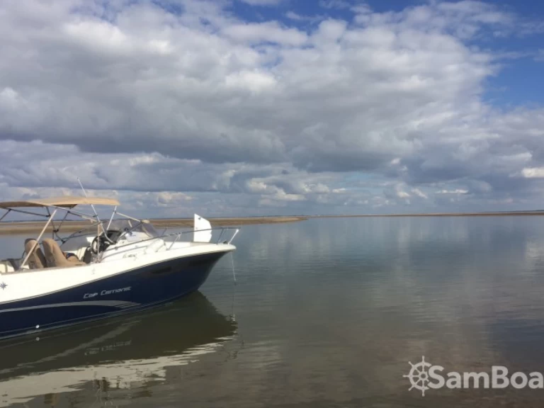 Ein Jeanneau Cap Camarat 7.5 WA mieten in Royan
