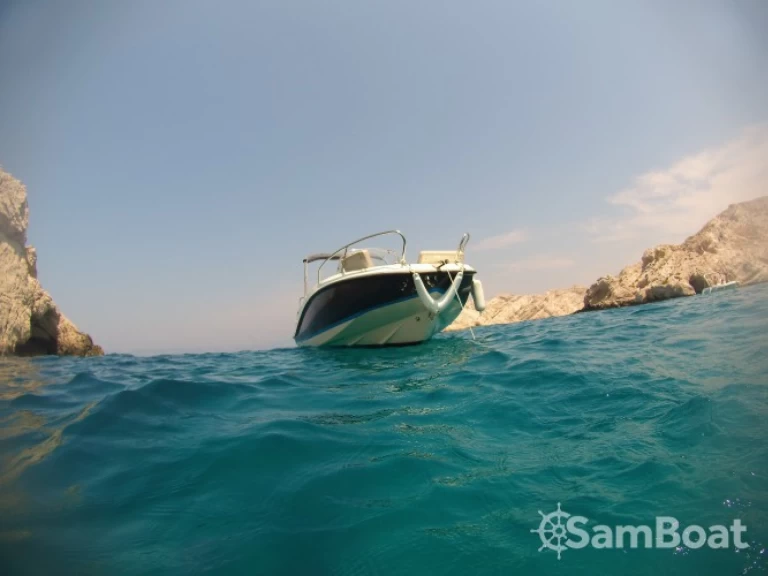 YachtCharter in Marseille - Quicksilver Activ 605 Open auf SamBoat