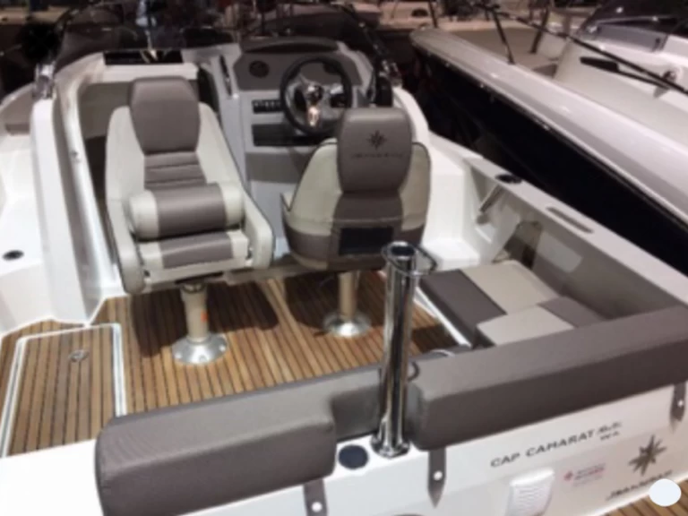 Motorboot mieten in Novi Vinodolski zum besten Preis