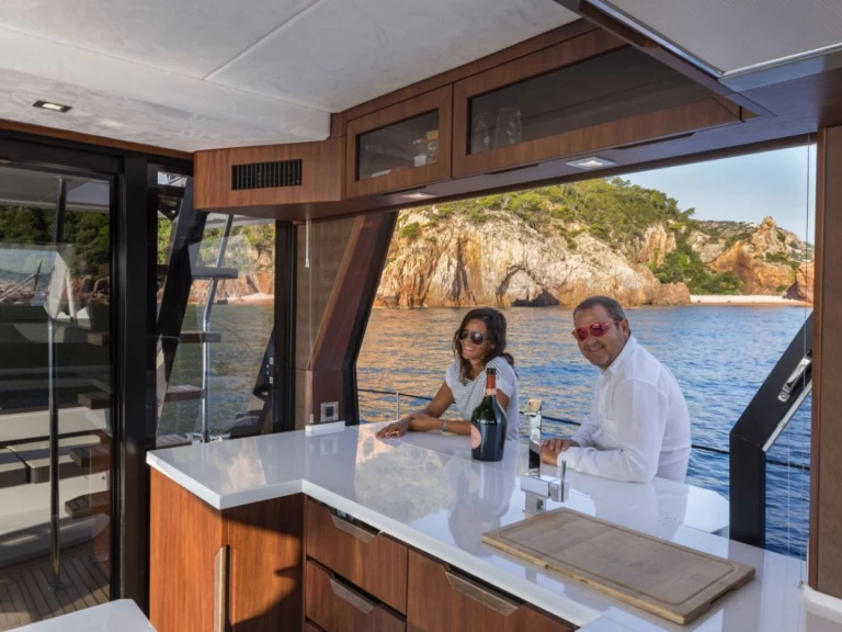 Vermietung Motorboot Galeon mit Führerschein