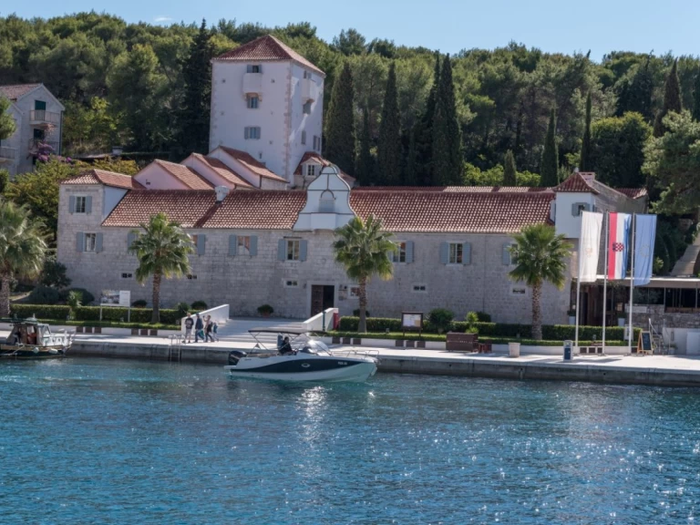 Motorboot mieten in Trogir - Quicksilver Activ 755 Sundeck