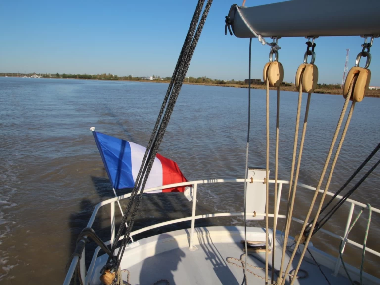 Vermietung Segelboot Hollandais mit Führerschein