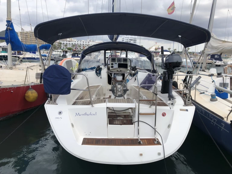 Ein Dufour Dufour 365 Grand Large mieten in Sant Antoni de Portmany