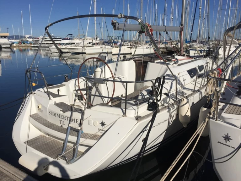 YachtCharter in Hyères - Jeanneau Sun Odyssey 36i auf SamBoat