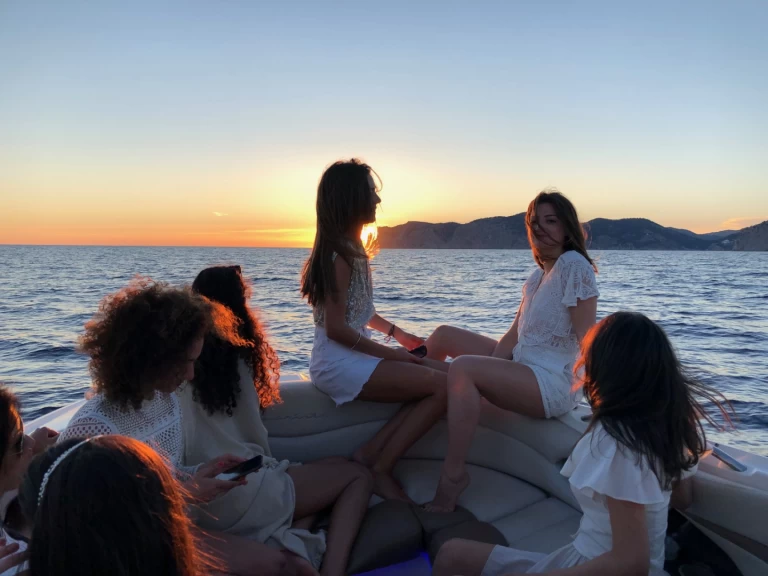 Motorboot mieten in Santa ponça zum besten Preis
