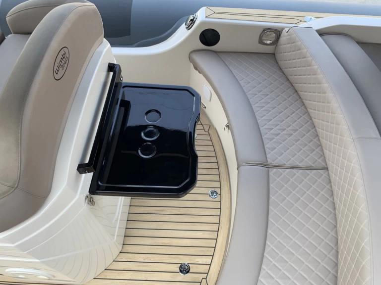 Bootsverleih Black by 3BBB 10.0 II Port Grimaud Samboat