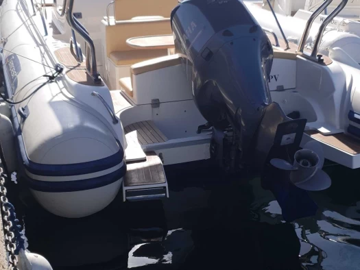 Schlauchboot mit oder ohne Skipper Capelli mieten in Propriano