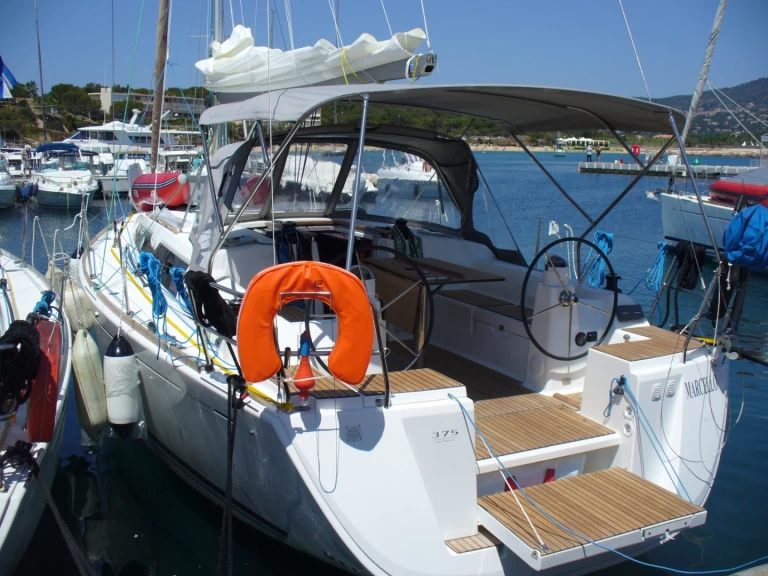 Bootsverleih Dufour Dufour 375 Grand Large Saint-Cyprien Samboat