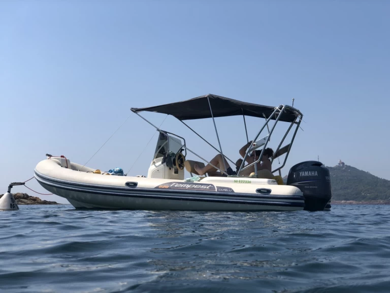 Schlauchboot mieten in Saint-Raphaël zum besten Preis