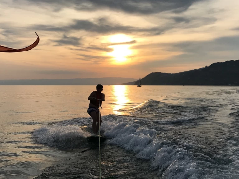 YachtCharter in Vevey - Bayliner CC7 auf SamBoat