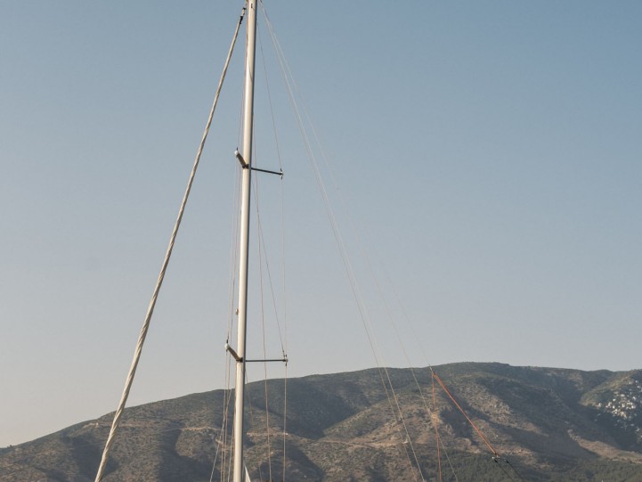 Ein Bénéteau Oceanis 411 Clipper mieten in Volos