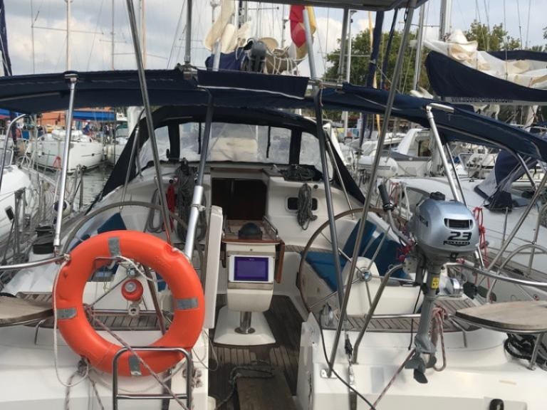 Ein Elan Impression 434 mieten in Palma de Mallorca