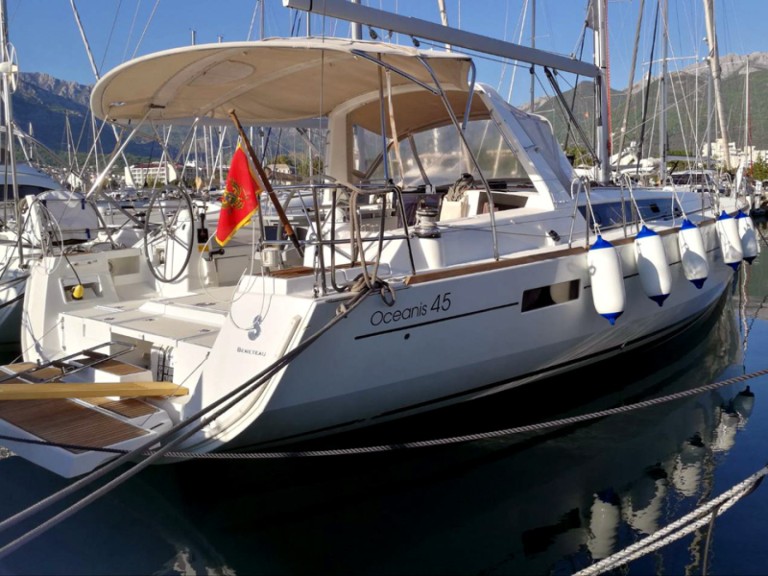 Boot mieten Meljine günstig Oceanis 45