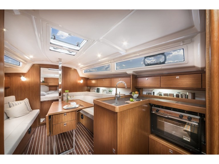 YachtCharter in Sukošan - Bavaria Bavaria 34 '17 auf SamBoat