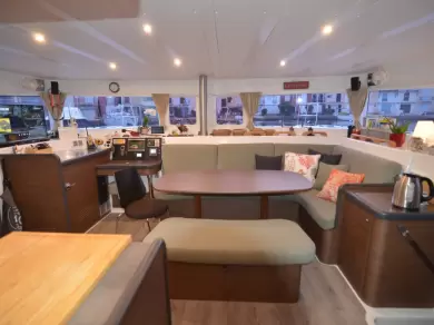 Lagoon Lagoon 420 mieten Port Grimaud