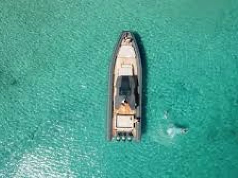 Ein Sea Water PHANTOM 500 mieten in Mahón