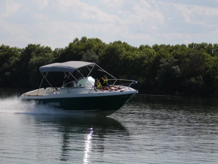 Motorboot mit oder ohne Skipper Jeanneau mieten in Mâcon
