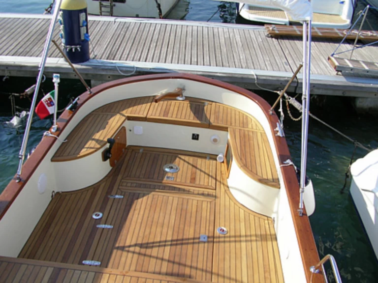 Bootsverleih Gozzo Latino Latino 6.80 Otranto Samboat