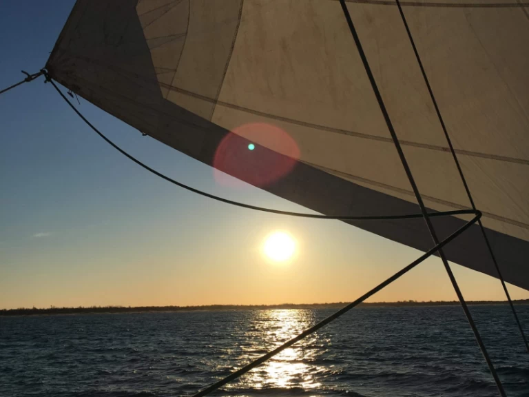 Katamaran mit oder ohne Skipper Jeantot-Marine mieten in La Ciotat