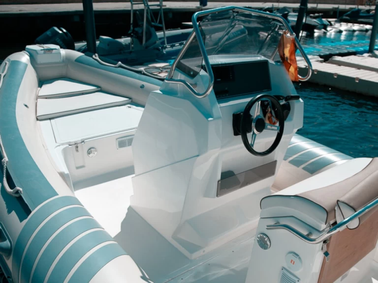 Bootsverleih Lomac Lomac 660 IN Roses Samboat