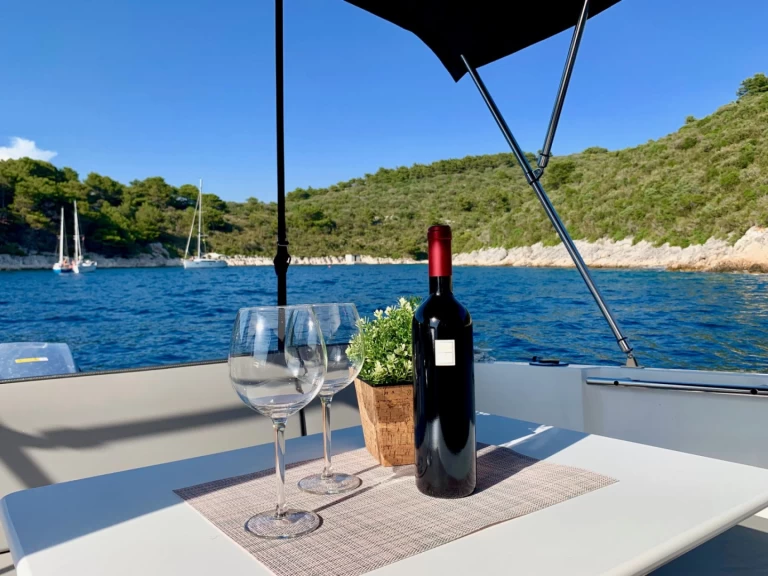 Bénéteau Antares 9 OB mieten Split