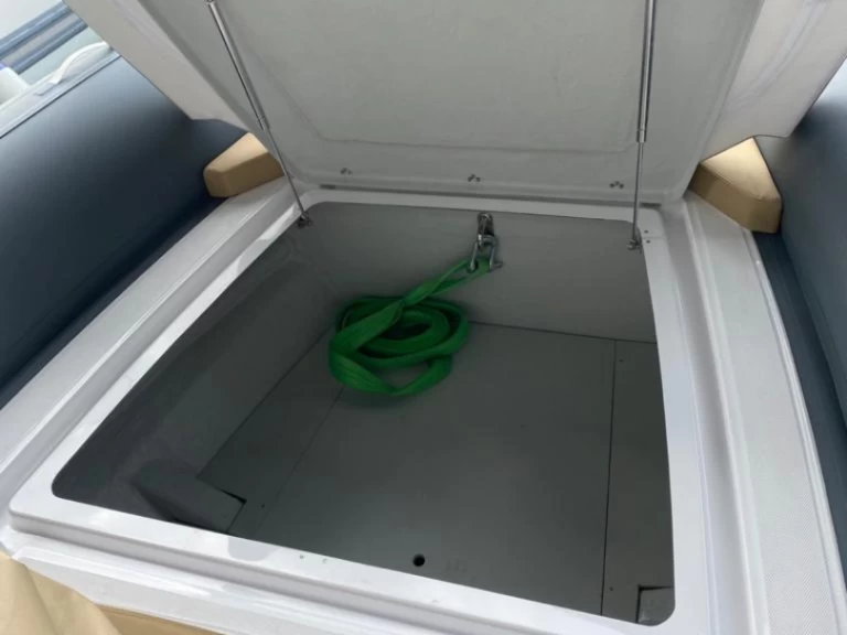 Vermietung Schlauchboot Salpa mit Führerschein