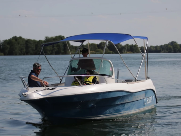 Motorboot mit oder ohne Skipper Quicksilver mieten in Mâcon