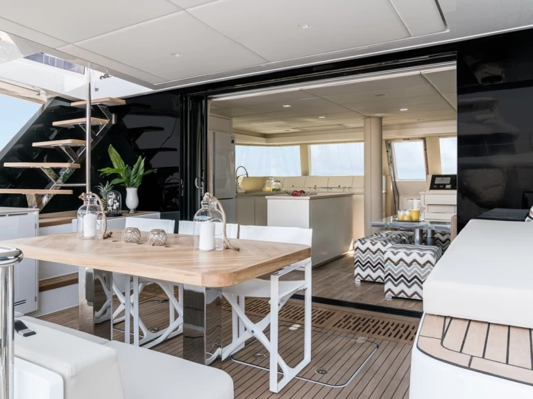 Katamaran mit oder ohne Skipper Sun Reef mieten in Le Marin
