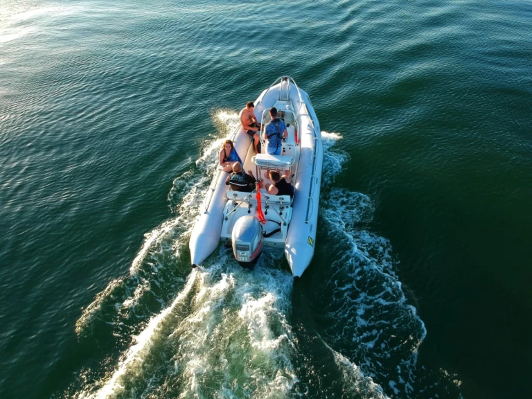 YachtCharter in La Forêt-Fouesnant - Zodiac Pro Open auf SamBoat