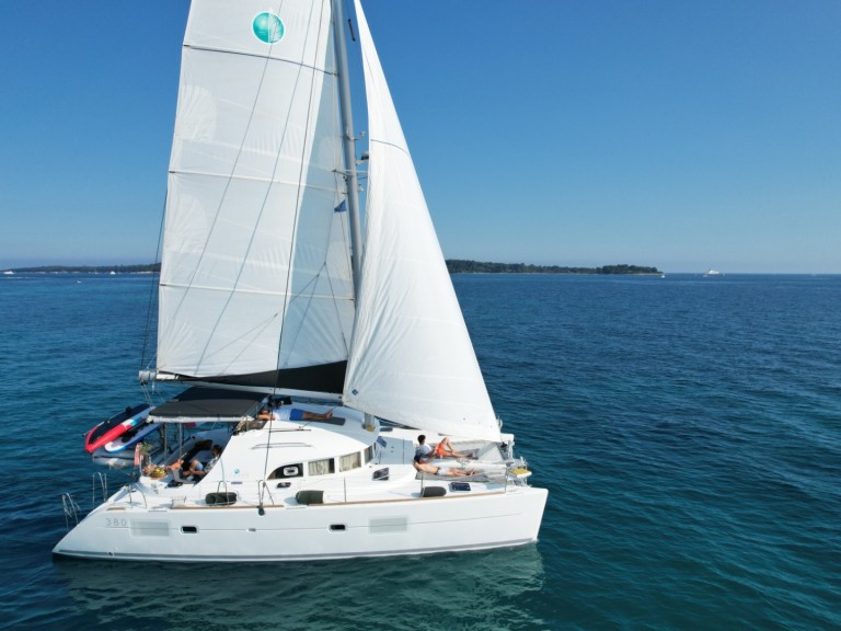 YachtCharter in Cannes - Lagoon Lagoon 380 auf SamBoat