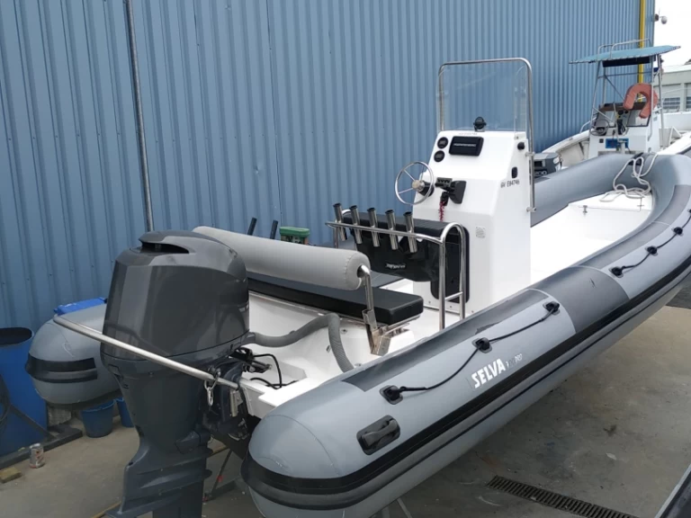 YachtCharter in Île-Tudy - Selva Selva 700 Pro auf SamBoat