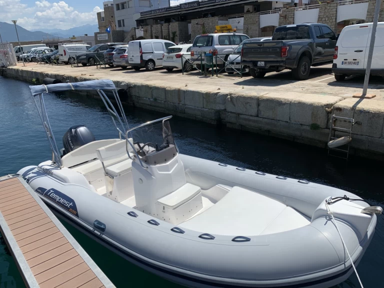 Schlauchboot mieten in Appietto zum besten Preis