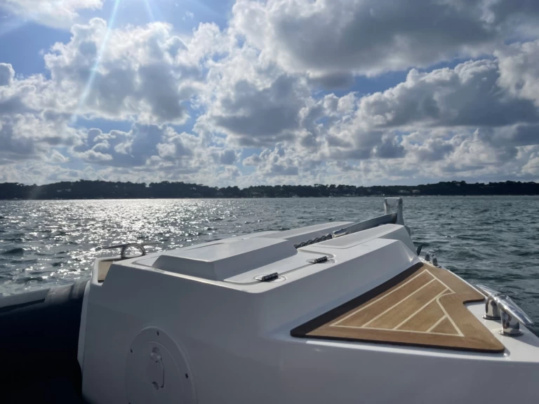 Schlauchboot mit oder ohne Skipper Capelli mieten in Grand Piquey
