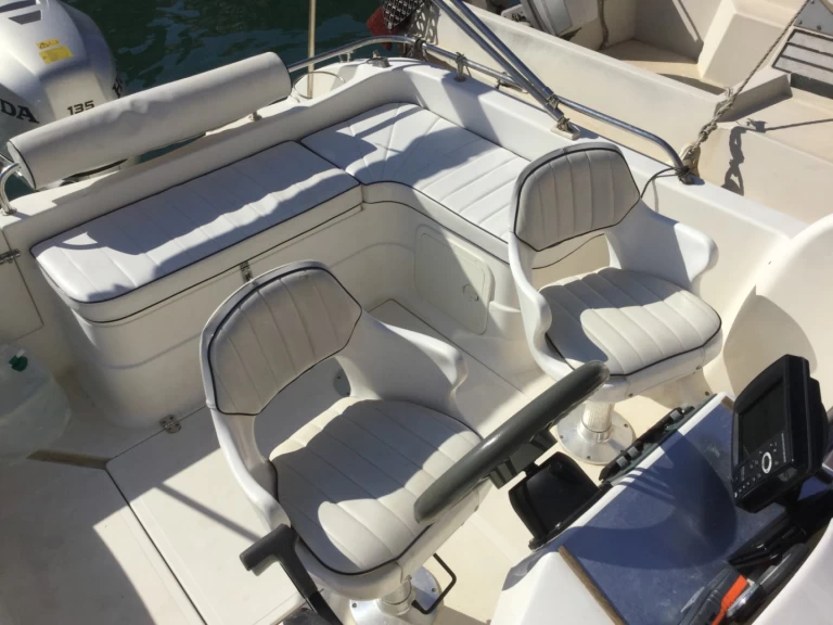 Motorboot mieten in Sète - Pacific Craft Pacific Craft 650 WA