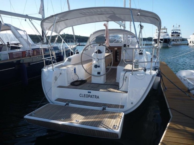 Segelboot mit oder ohne Skipper Bavaria mieten in Šibenik