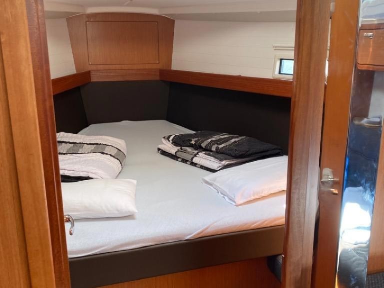 Segelboot mieten in Lelystad - Bavaria Cruiser 37