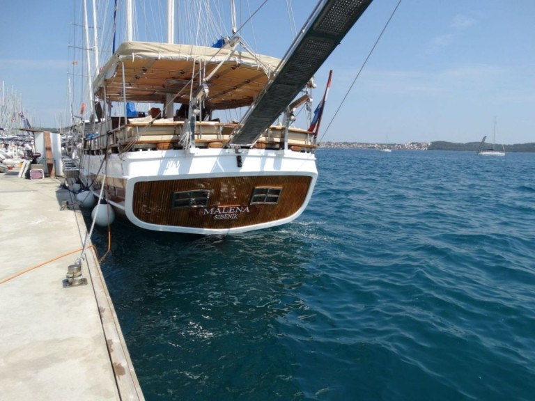 Ein Malena Malena  mieten in Šibenik