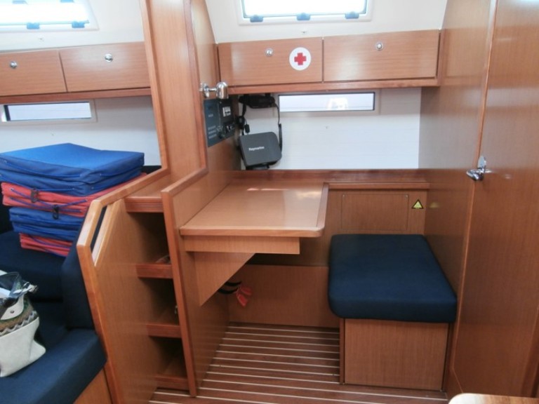 Bavaria Cruiser 40 mieten Lefkáda