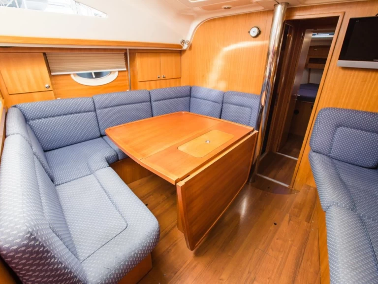 YachtCharter in Biograd na Moru - Elan Impression 434 auf SamBoat