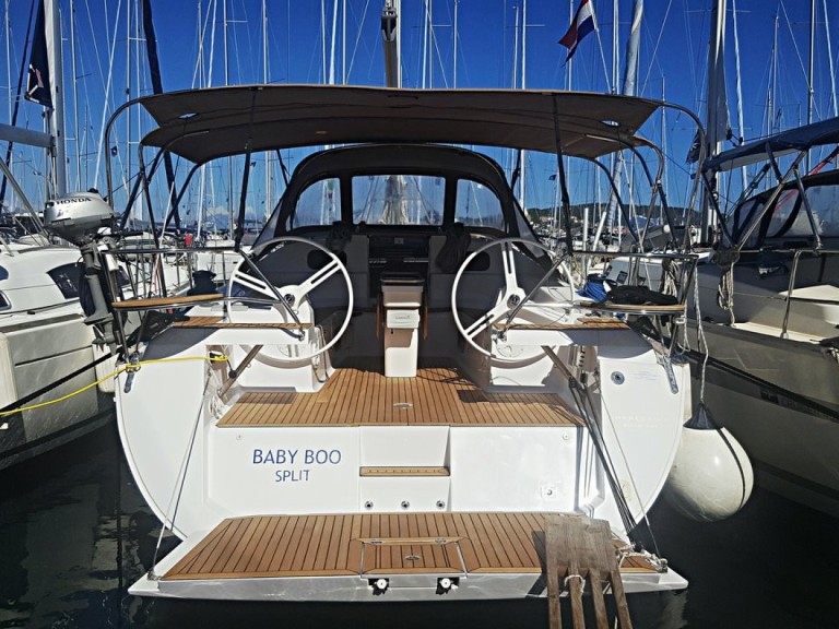 Ein Elan Impression 45 mieten in Novi Vinodolski