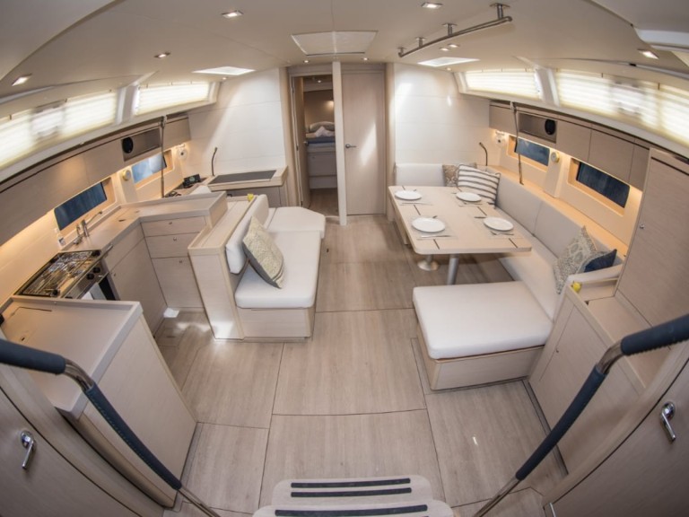 Bénéteau Oceanis 51.1 mieten Álimos