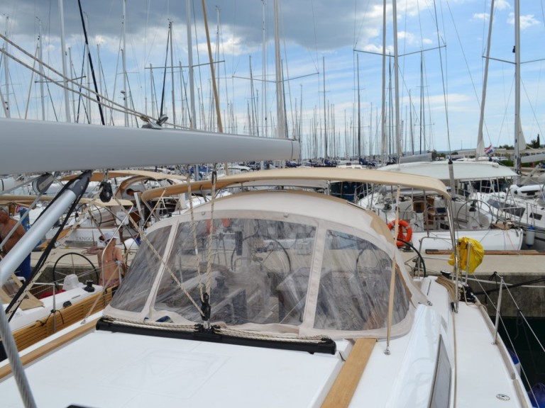 Bootsverleih Dufour Dufour 412 Grand Large Sukošan Samboat