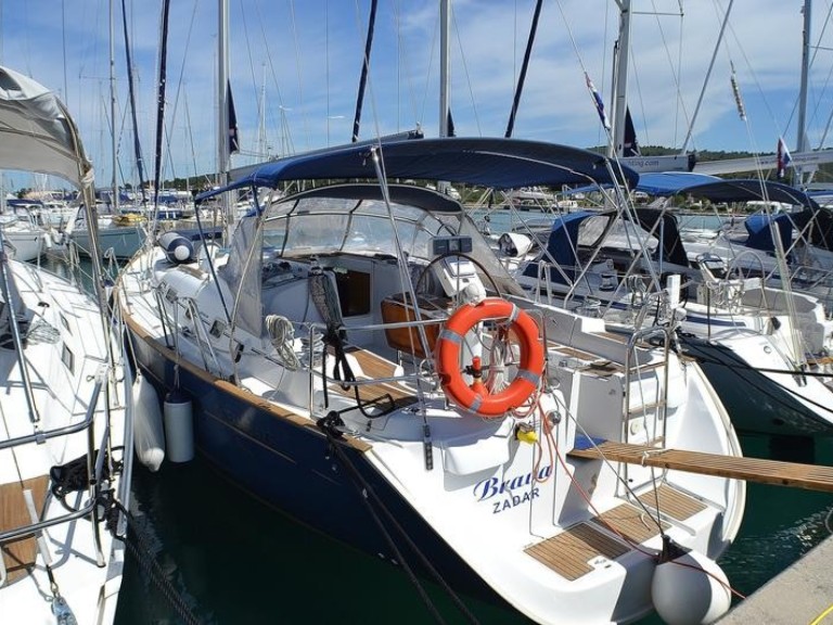 YachtCharter in Sukošan - Bénéteau Oceanis Clipper 423 auf SamBoat