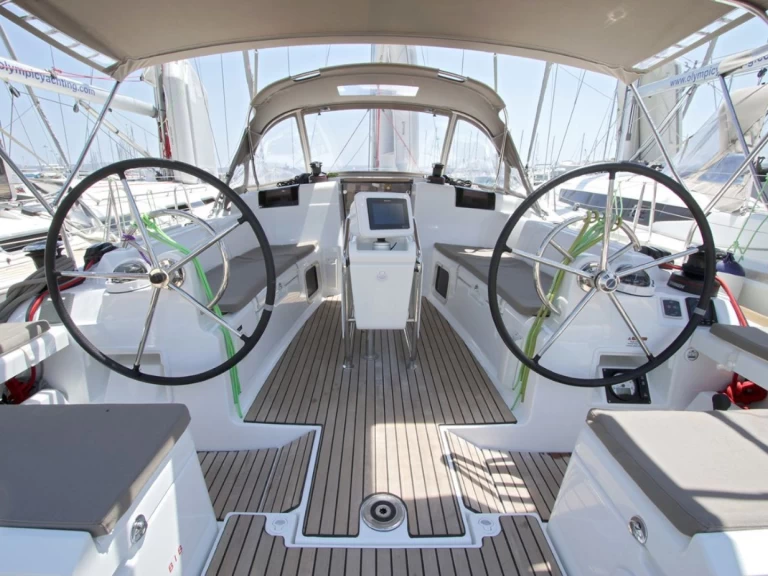 Jeanneau Sun Odyssey 419 mieten Lavrion