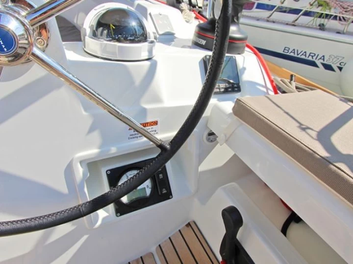 Jeanneau Sun Odyssey 449 mieten Lavrion