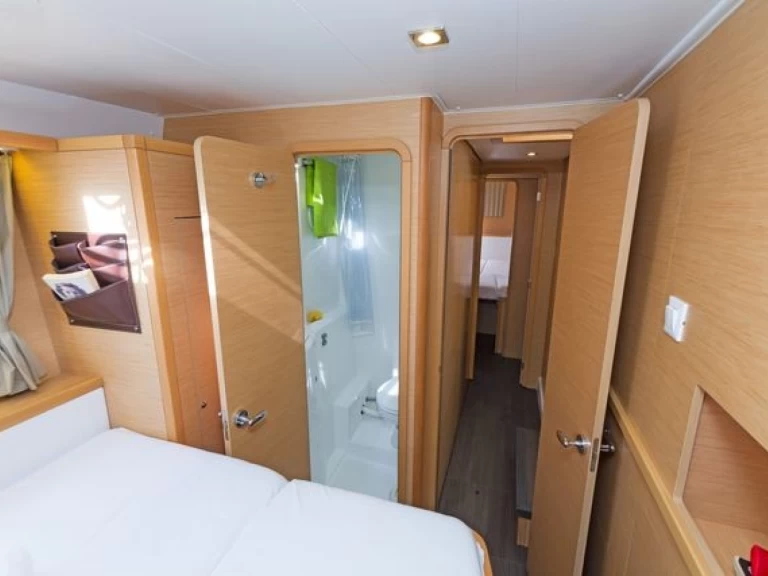 Ein Lagoon Lagoon 400 S2 mieten in Lavrion