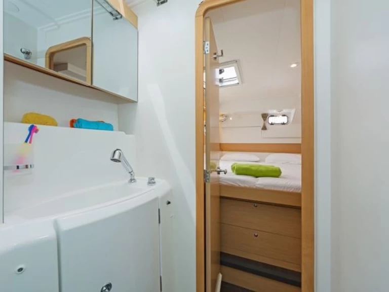 Ein Lagoon Lagoon 400 S2 mieten in Lavrion