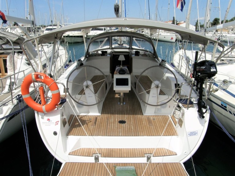 YachtCharter in Murter-Kornati - Bavaria Cruiser 41 auf SamBoat