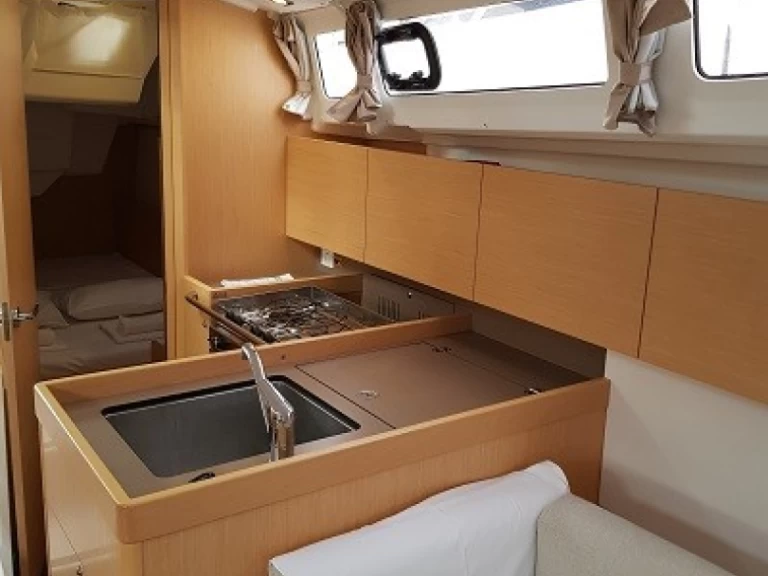 Segelboot mieten in Trogir - Bénéteau Oceanis 35.1