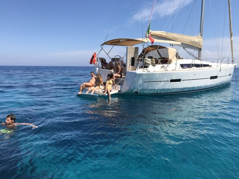 YachtCharter in Cecina - Dufour Dufour 460 Grand Large auf SamBoat